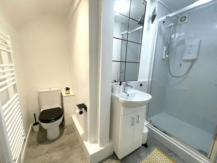 Modern Studio Apartment; 10Min Walk To Town & Quay Эксетер Экстерьер фото